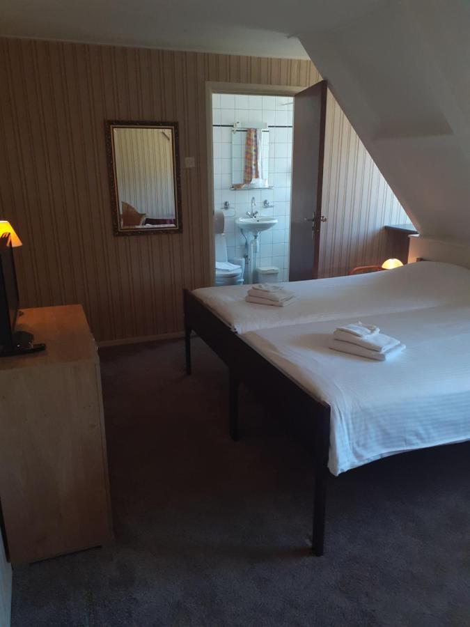 Hotel & Grandcafe Libo Aalden Bagian luar foto